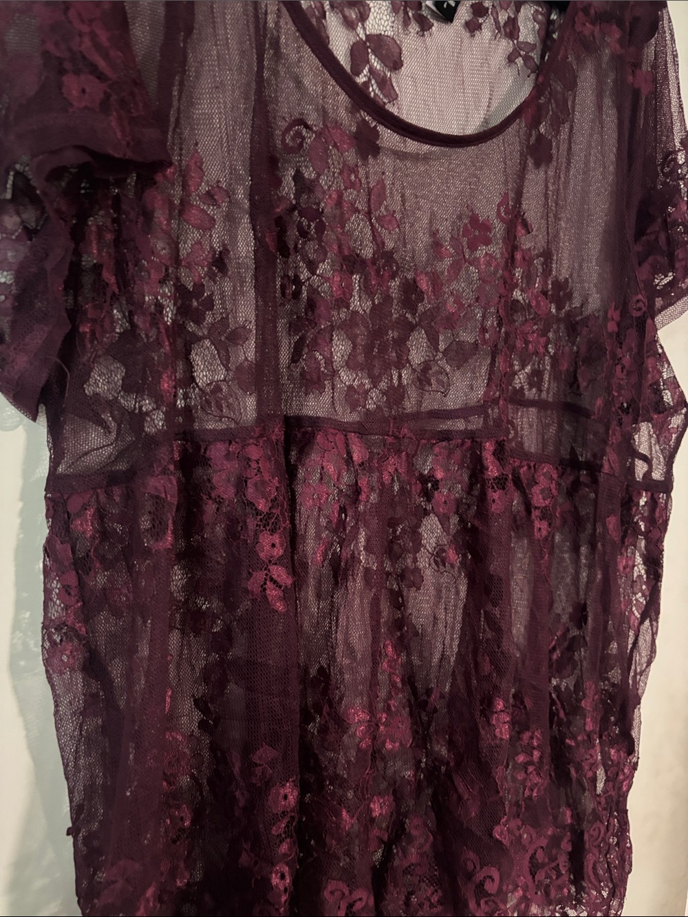 torrid Plum Floral Lace Tunic Top - Picture 6 of 8